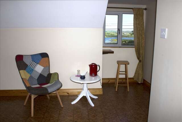 Отели типа «постель и завтрак» Madra Rua Organic Accommodation Баллилиффин-46